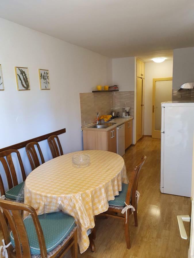 Apartman Val Pula Exterior foto